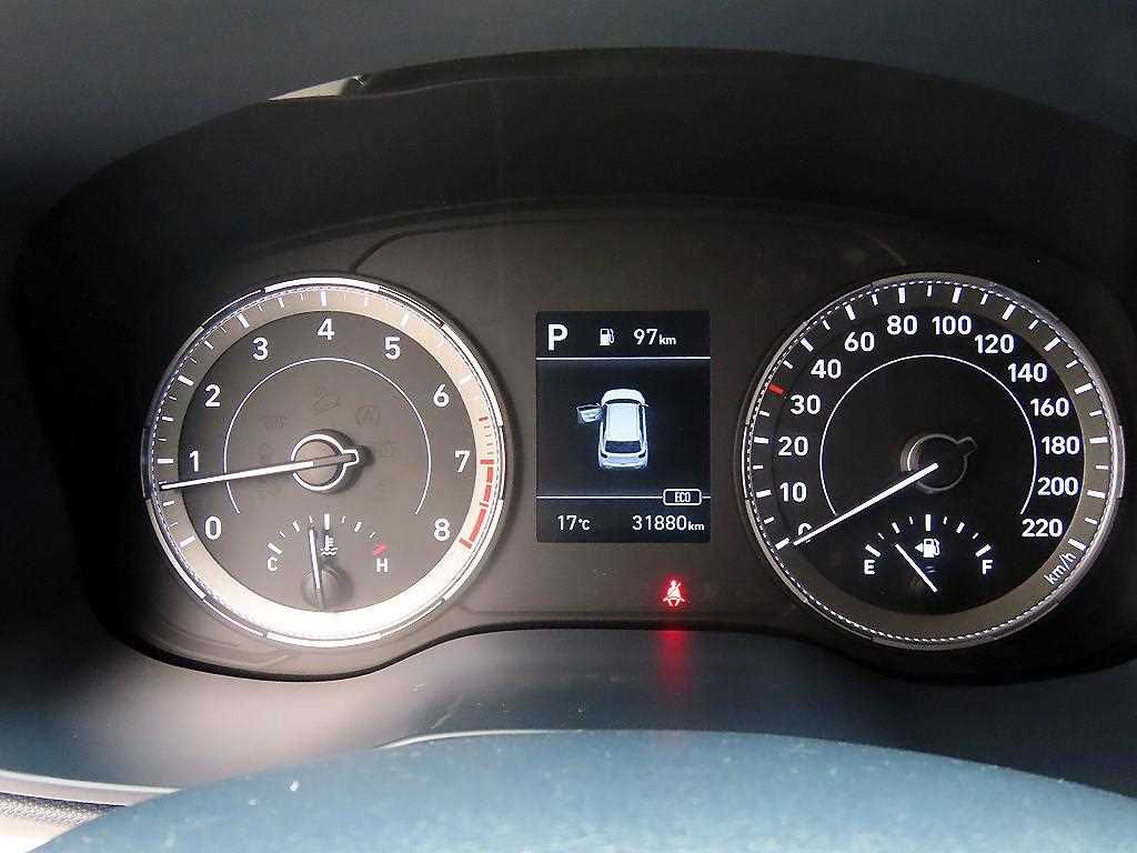 HYUNDAI Venue - Vista 9