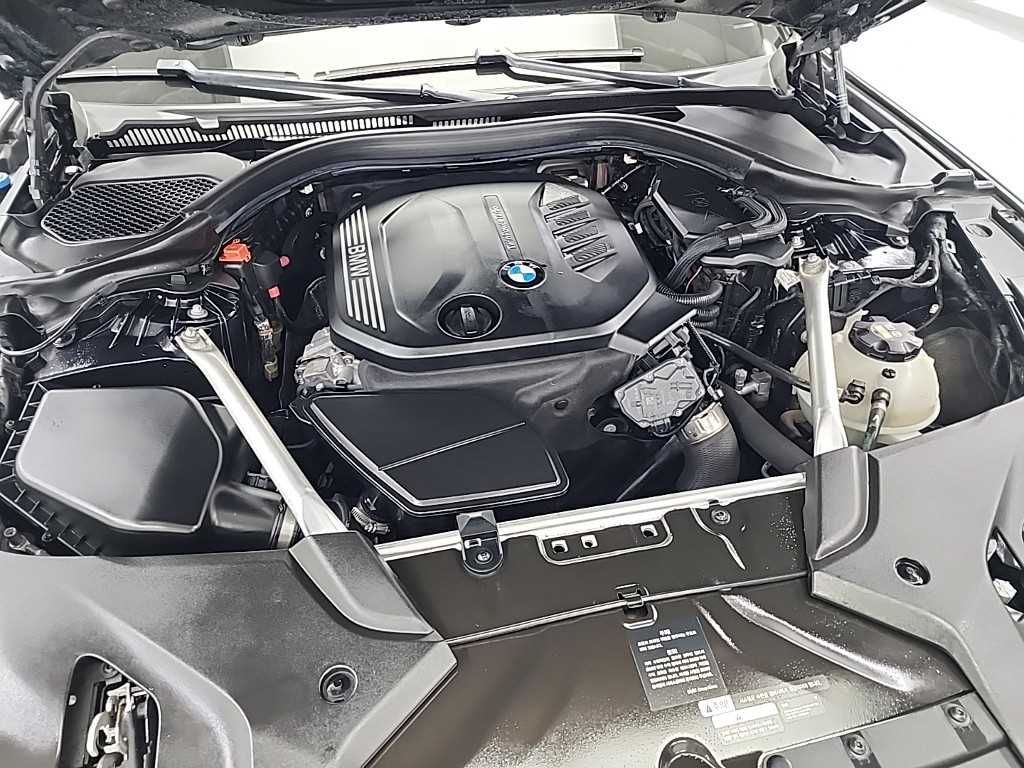 BMW 5 Series - Vista 5