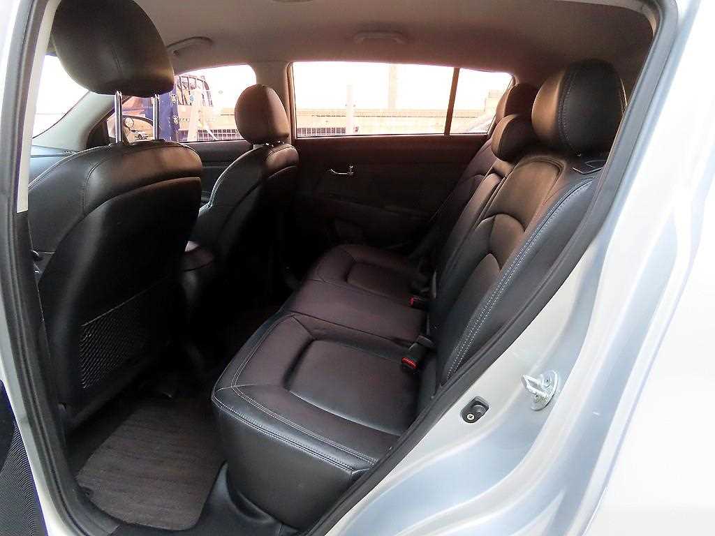 KIA Sportage - Vista 6