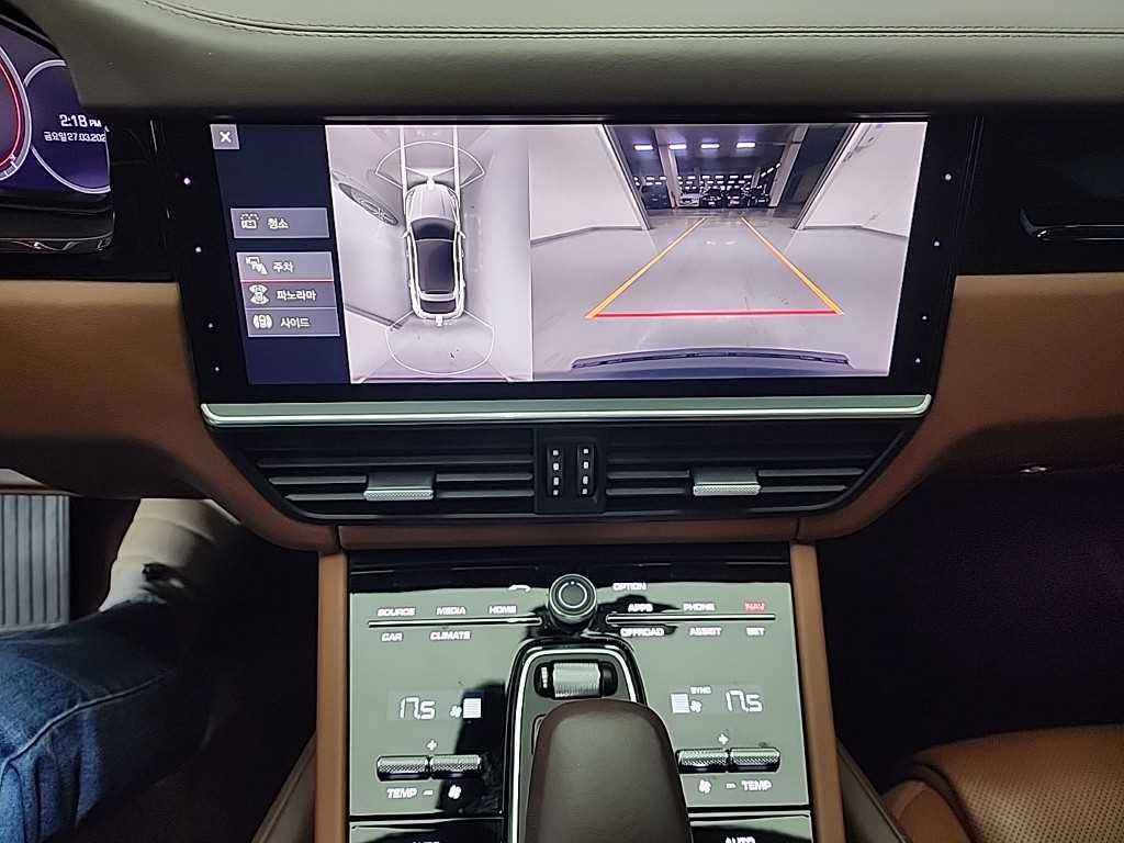 Porsche Cayenne - Vista 10