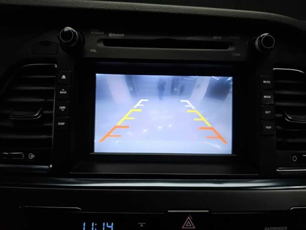 HYUNDAI Sonata - Vista 9