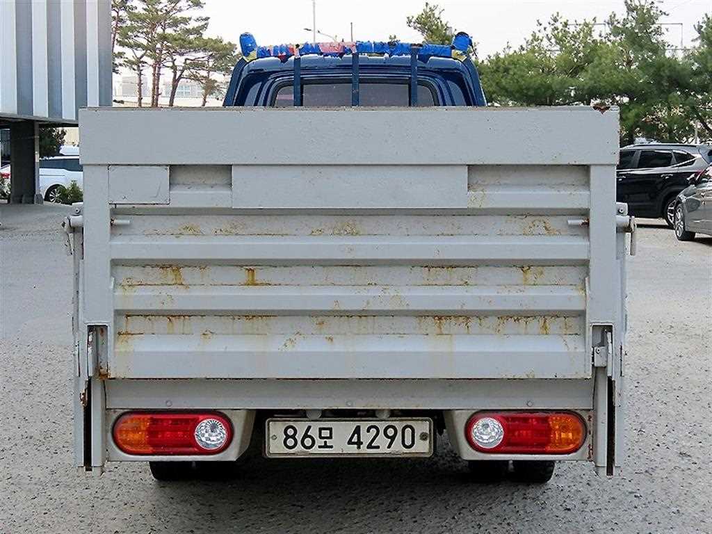 Small Truck Cargo (small) - Vista 4