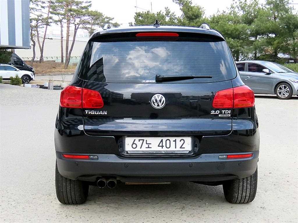Volkswagen Tiguan - Vista 4