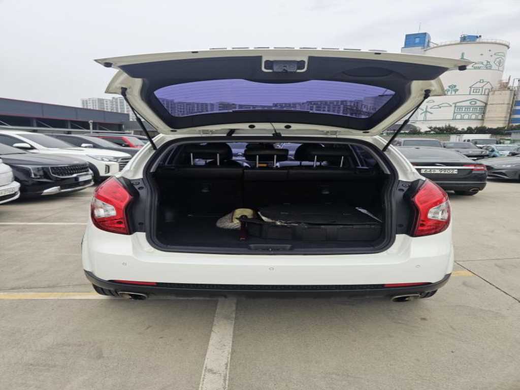 Ssangyong Korando - Vista 5