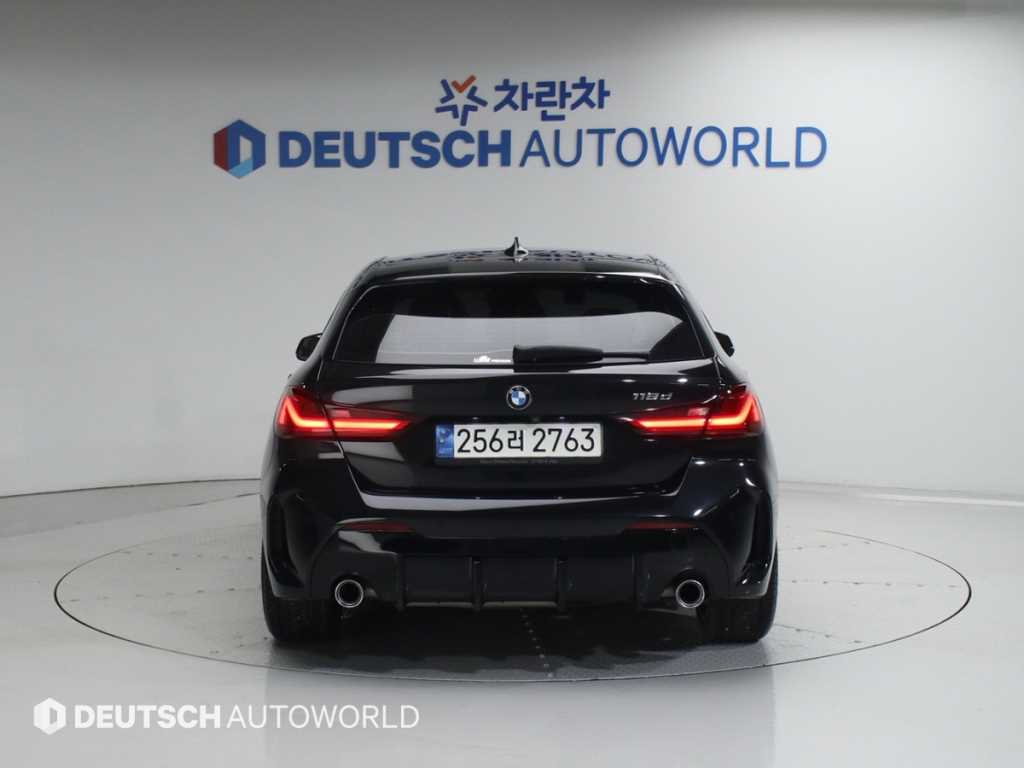 BMW 1 series - Vista 4