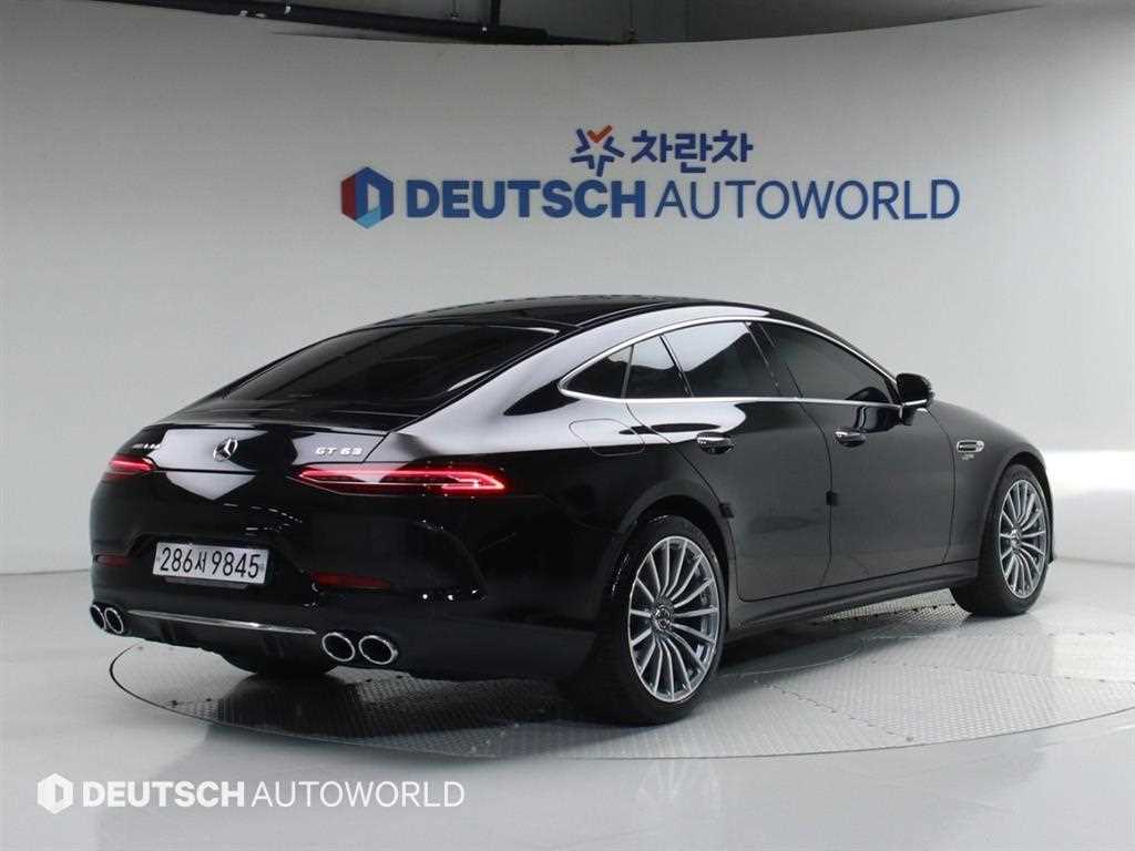 Mercedes Benz AMG GT - Vista 2