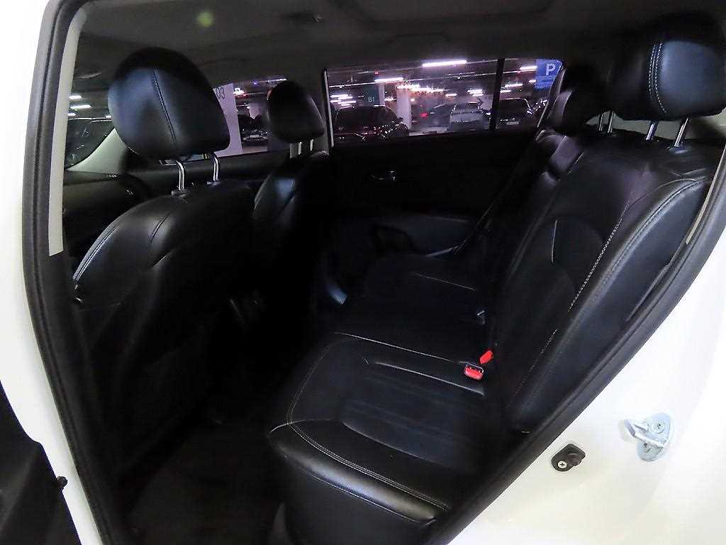 KIA Sportage - Vista 7