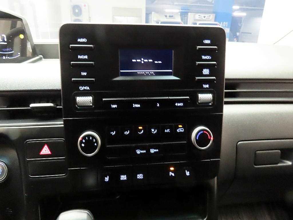 HYUNDAI Staria - Vista 9