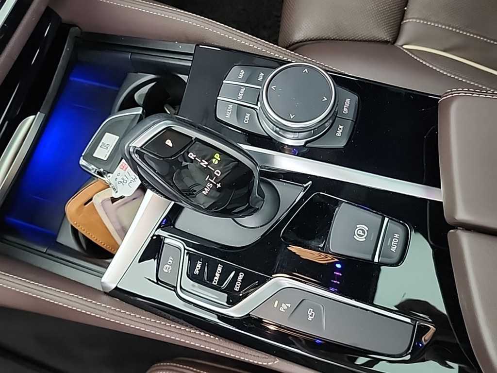 BMW 5 Series - Vista 8