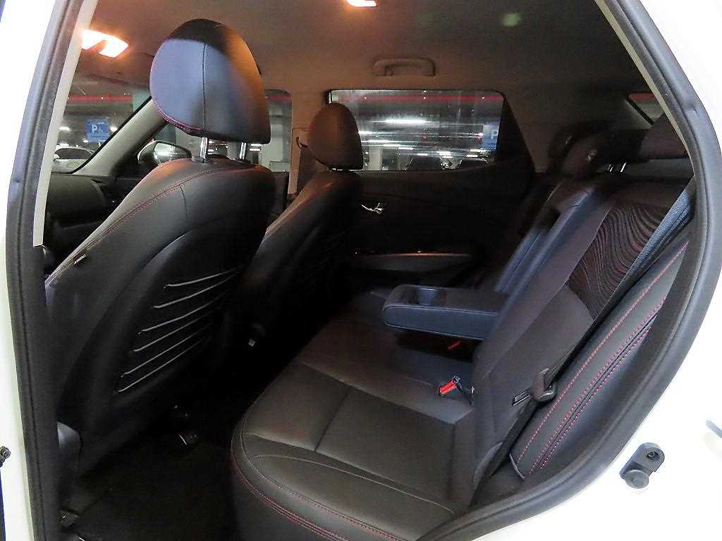 Ssangyong Tivoli - Vista 7