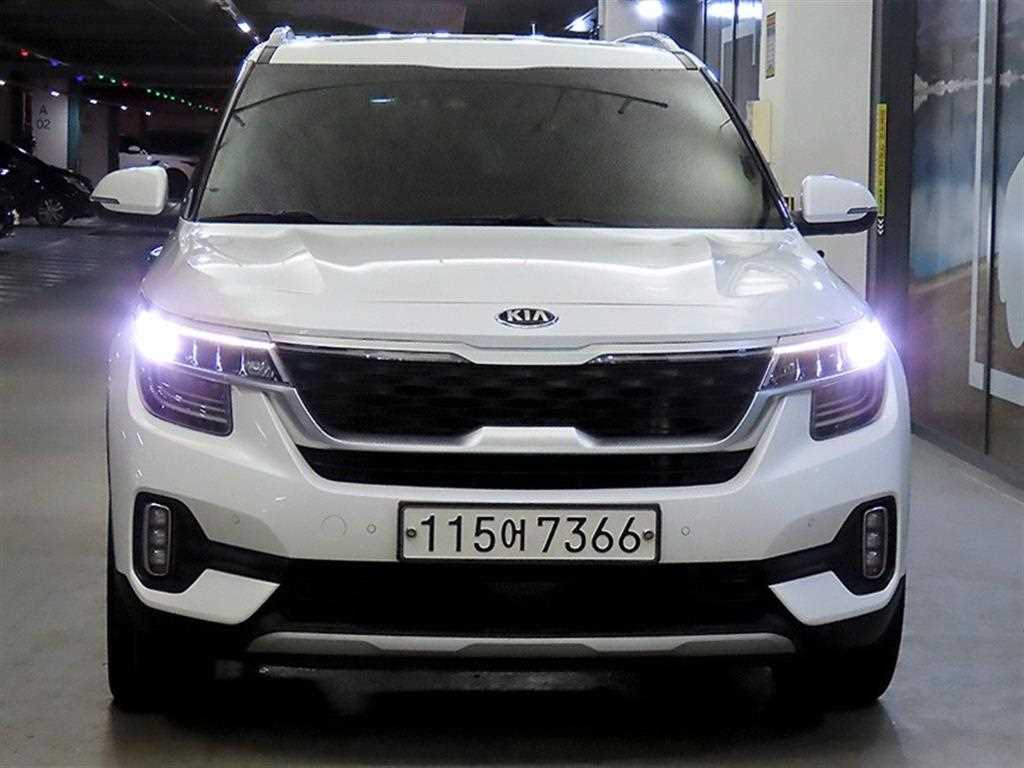 KIA Seltos - Vista 2