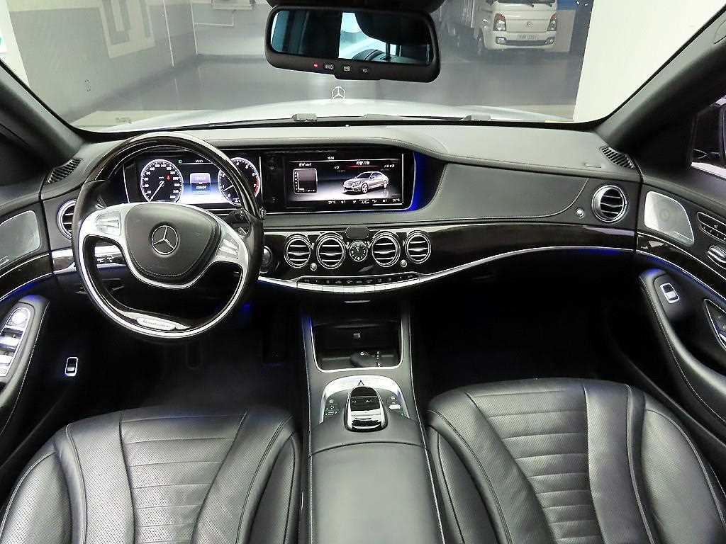 Mercedes Benz S Class - Vista 8