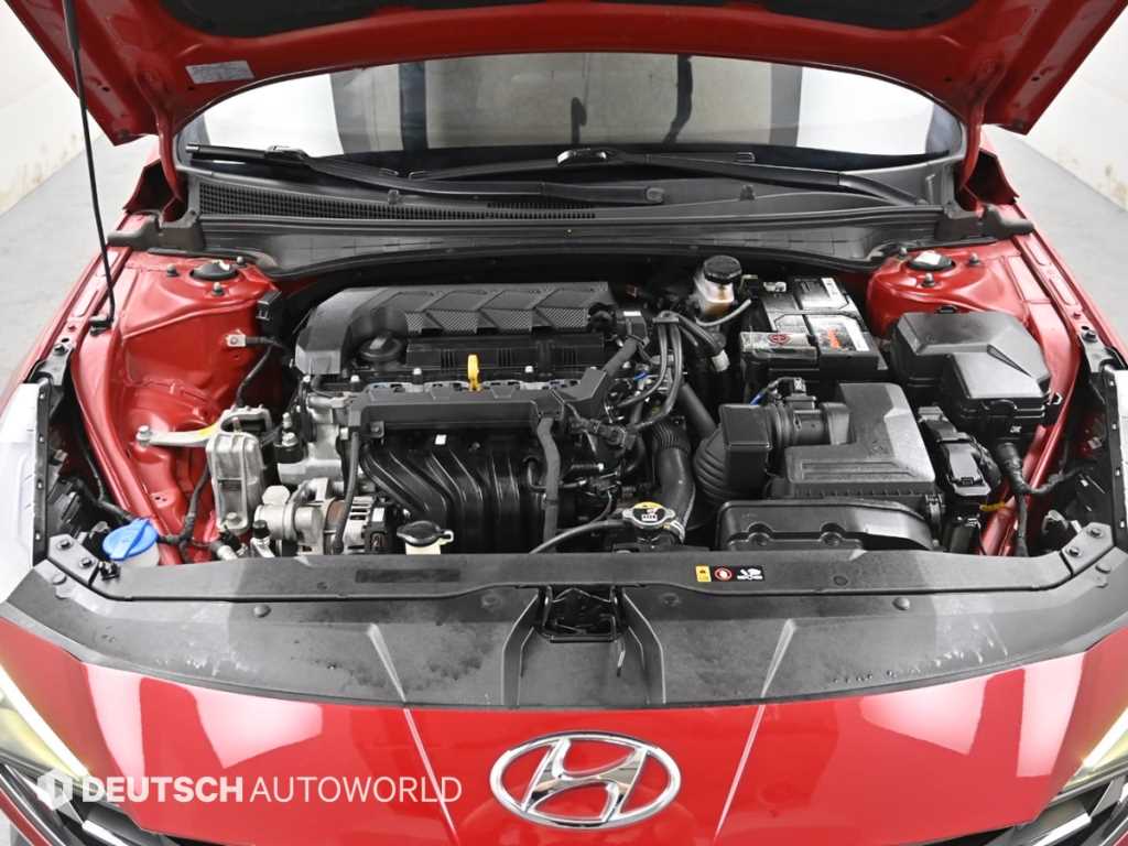 HYUNDAI Avante - Vista 6