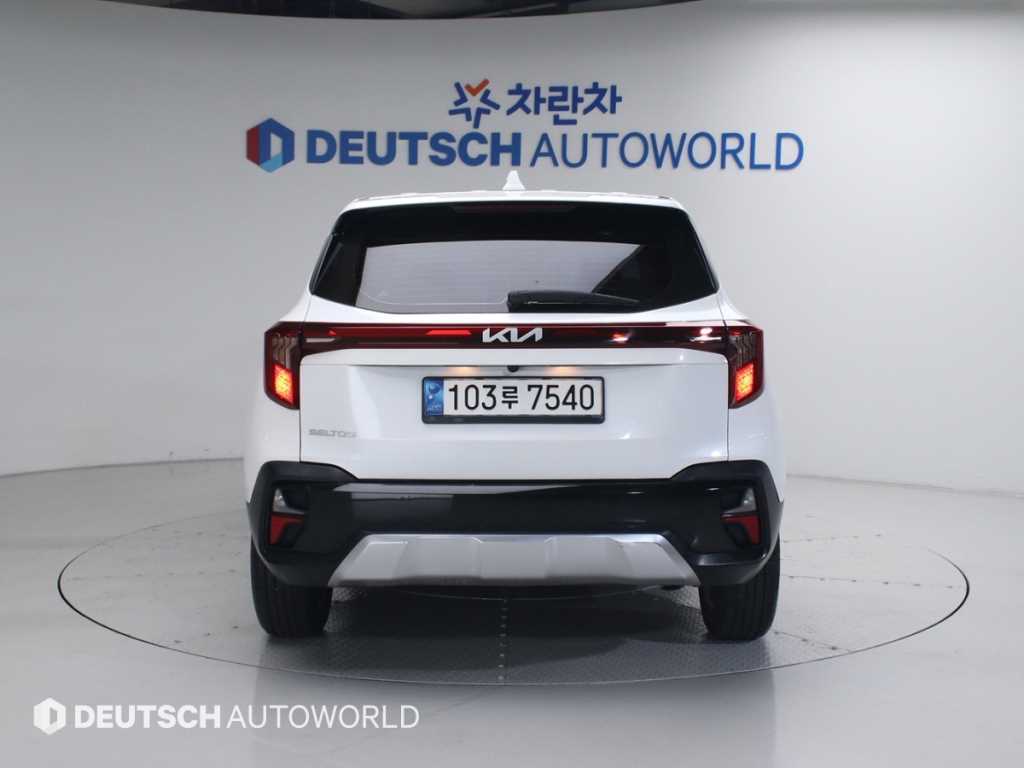 KIA Seltos - Vista 4