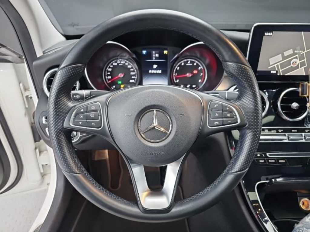 Mercedes Benz C Class - Vista 7