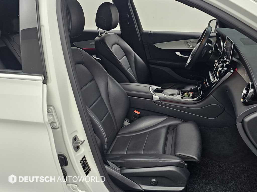 Mercedes Benz GLC Class - Vista 10