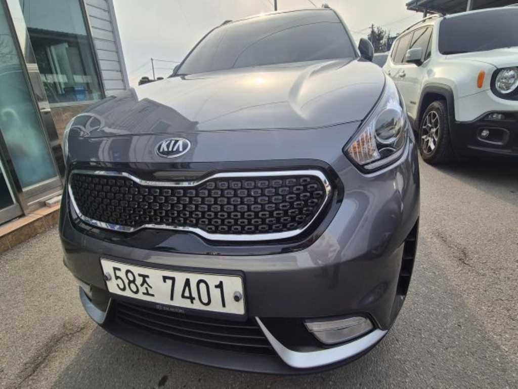 KIA Niro 2018 Gris - Importación desde Corea - HF Imports Iquique - Foto 1