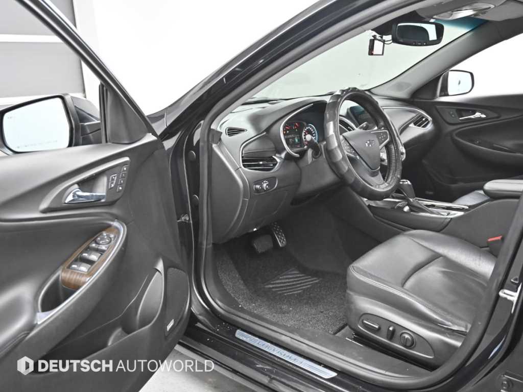 Chevrolet Malibu - Vista 11