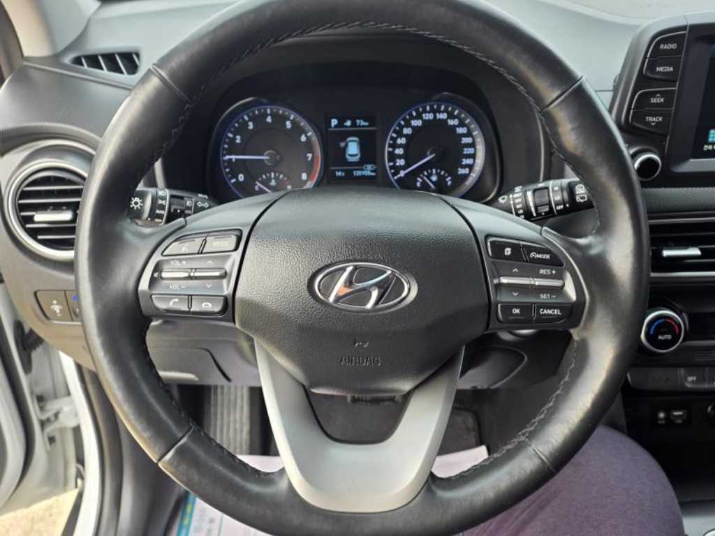 HYUNDAI Kona - Vista 8
