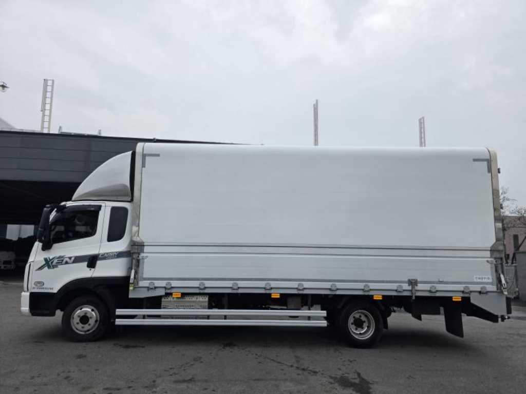 medium and large cargo truck - Vista 4