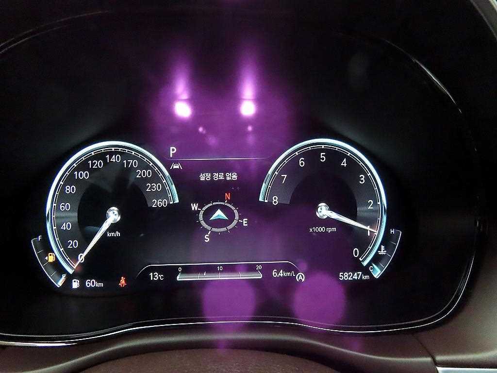 Genesis GV70 - Vista 6