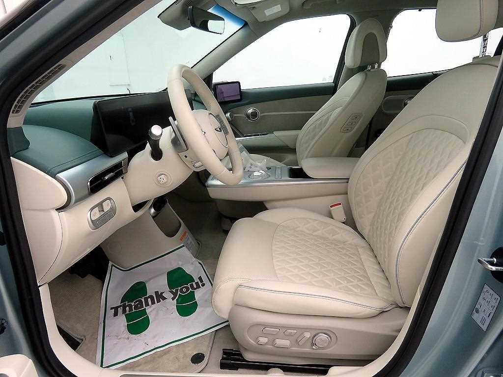 Genesis GV60 - Vista 7