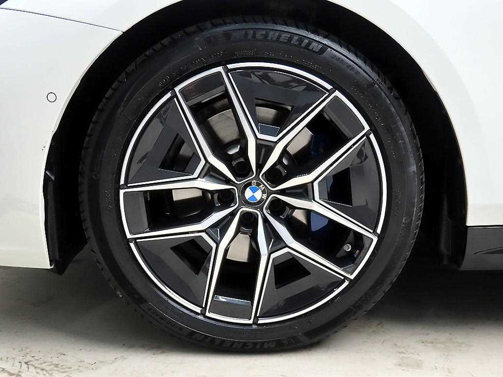 BMW 5 Series 2025 Blanco - Importación desde Corea - HF Imports Iquique - Foto 20