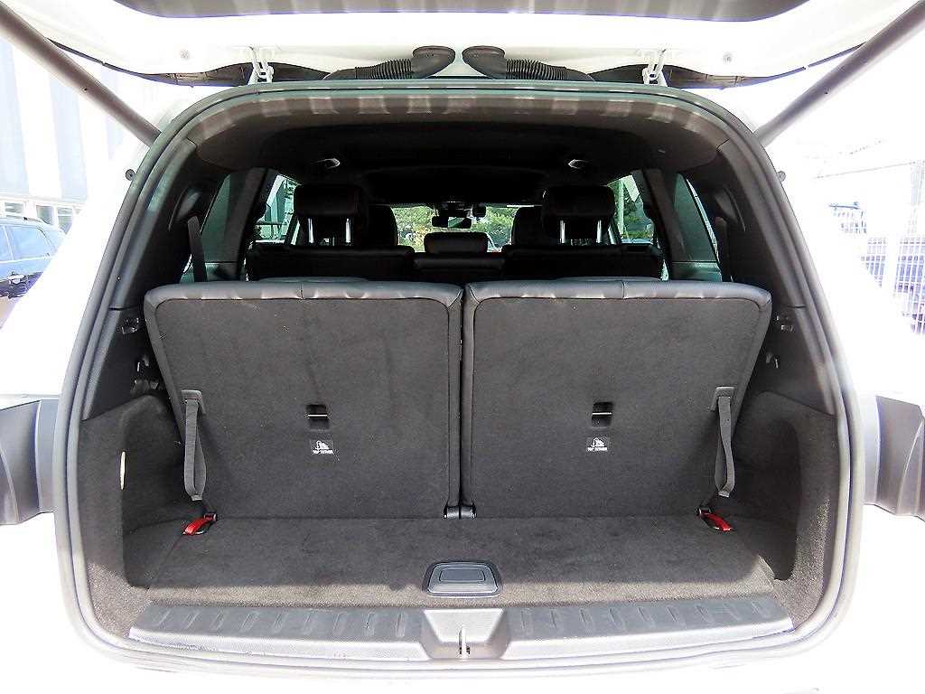 Mercedes Benz GLB Class 2021 Blanco - Importación desde Corea - HF Imports Iquique - Foto 17