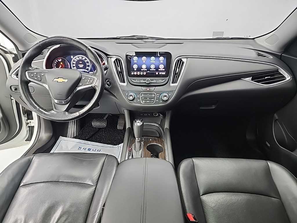 Chevrolet Malibu - Vista 8