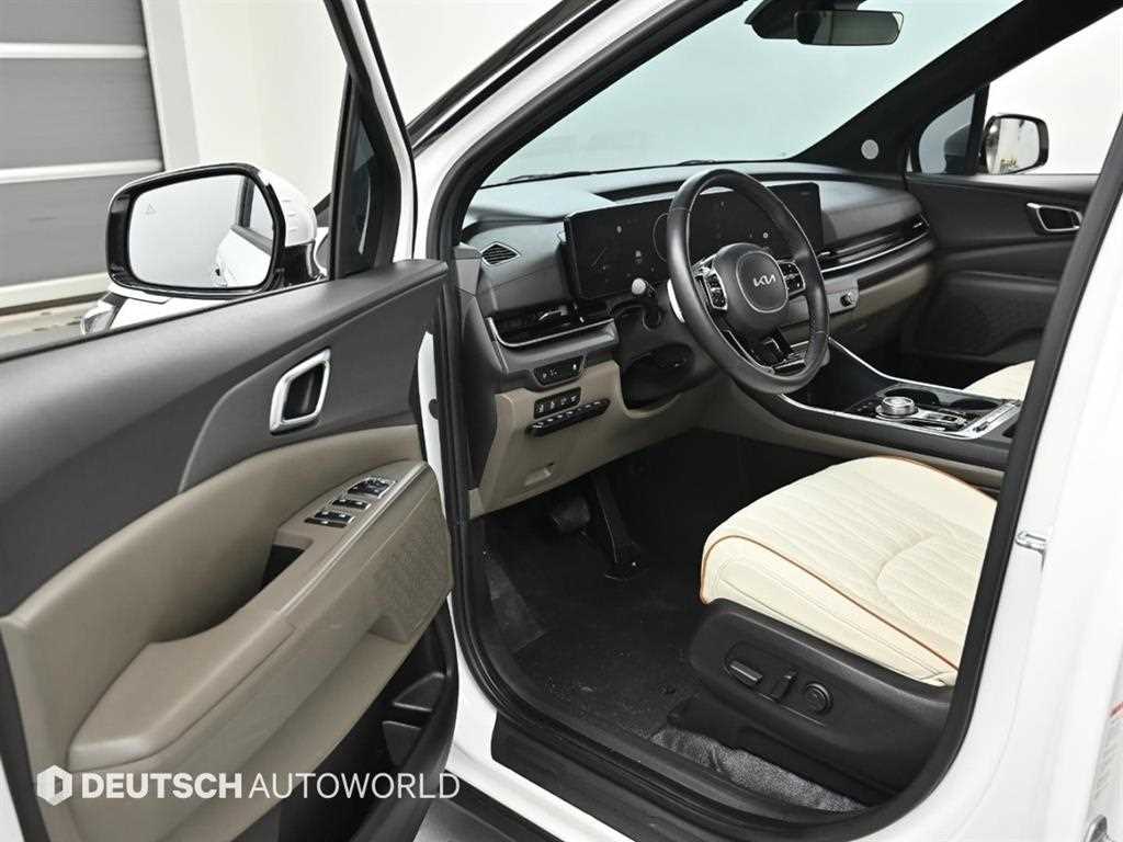 KIA Carnival - Vista 11