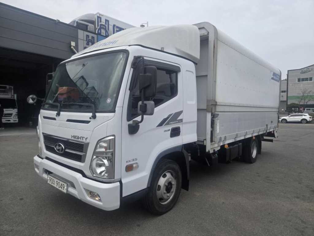 medium and large cargo truck - Vista 3