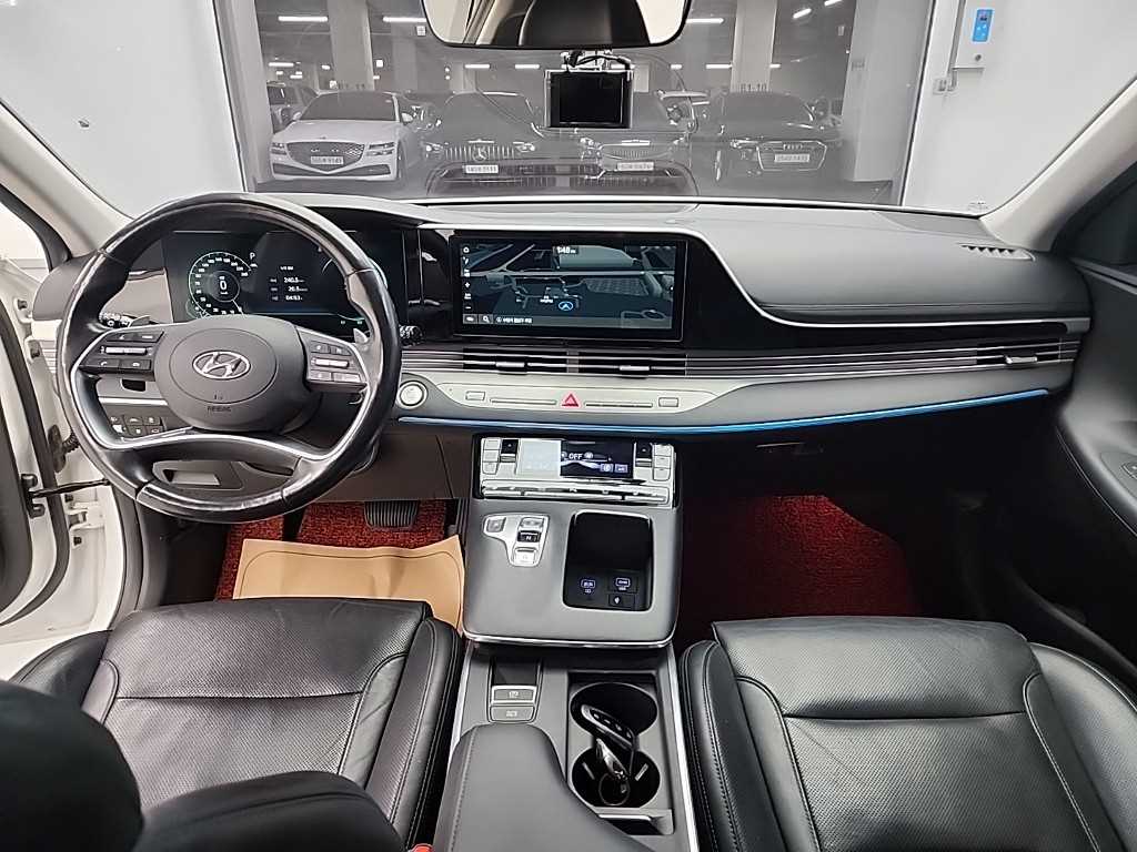 HYUNDAI Grandeur - Vista 7