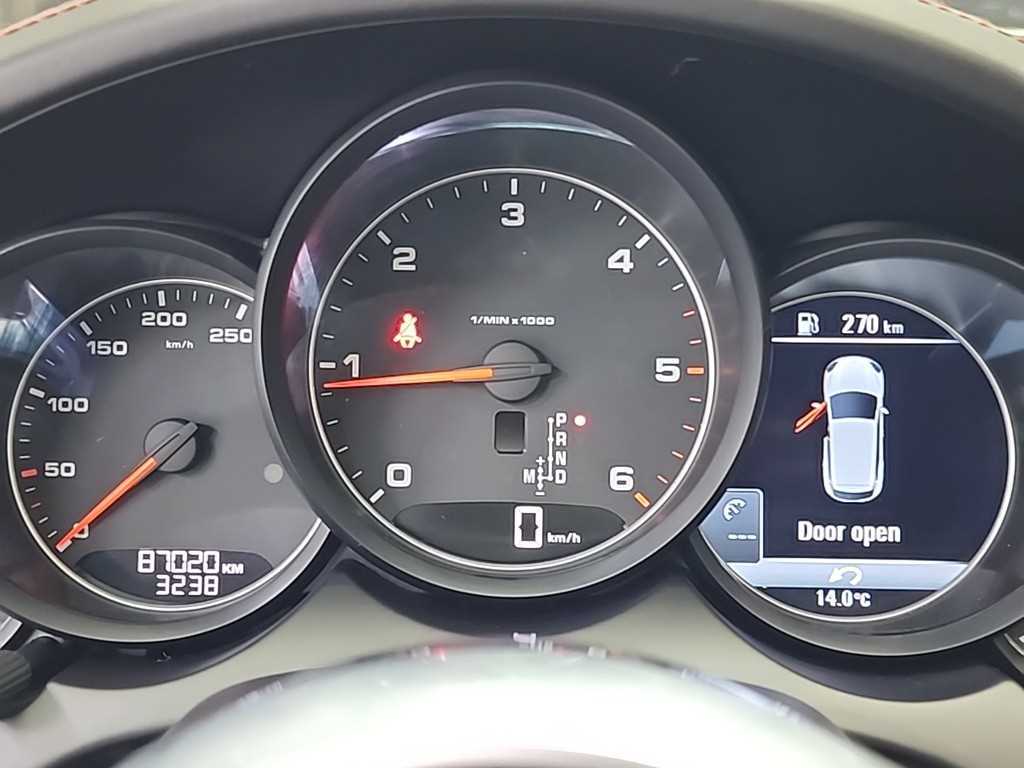 Porsche Cayenne - Vista 6