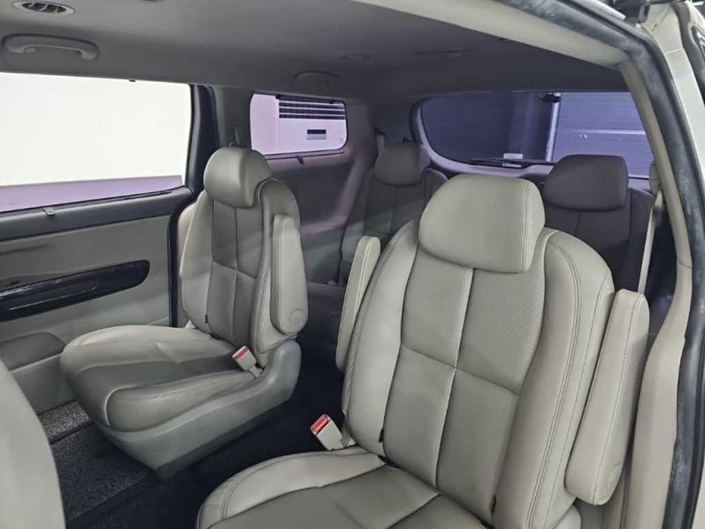 KIA Carnival 2016 Blanco - Importación desde Corea - HF Imports Iquique - Foto 15