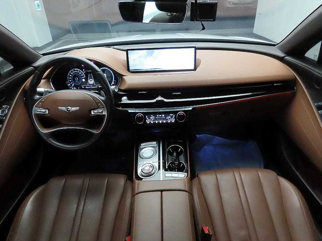 Genesis G80 - Vista 8