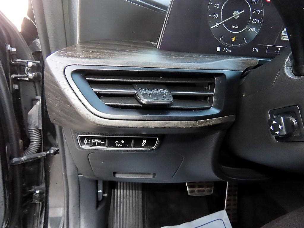 KIA K8 - Vista 12
