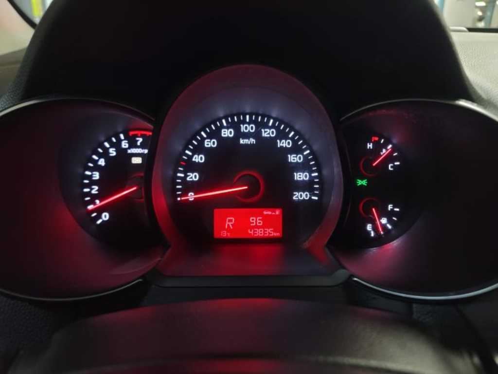 KIA Morning - Vista 8