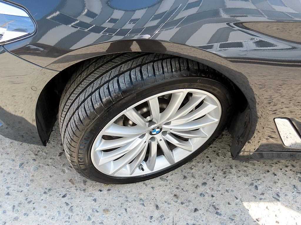 BMW 5 Series 2018 Gris - Importación desde Corea - HF Imports Iquique - Foto 20