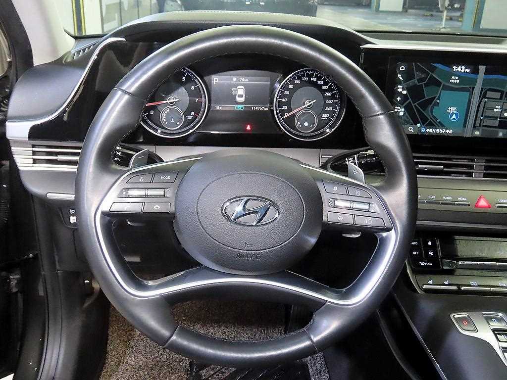 HYUNDAI Grandeur - Vista 8