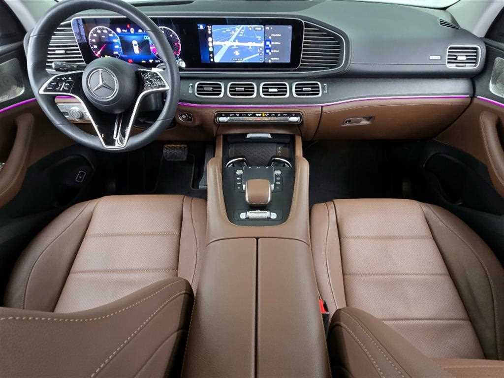 Mercedes Benz GLE Class - Vista 7