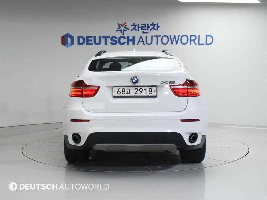 BMW X6 - Vista 4