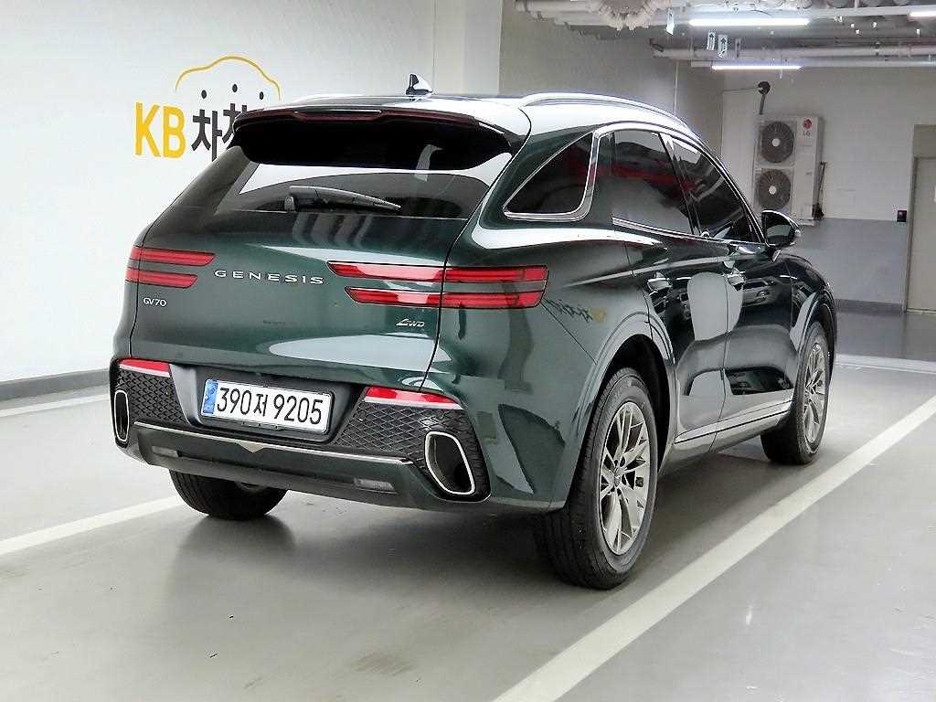 Genesis GV70 - Vista 4