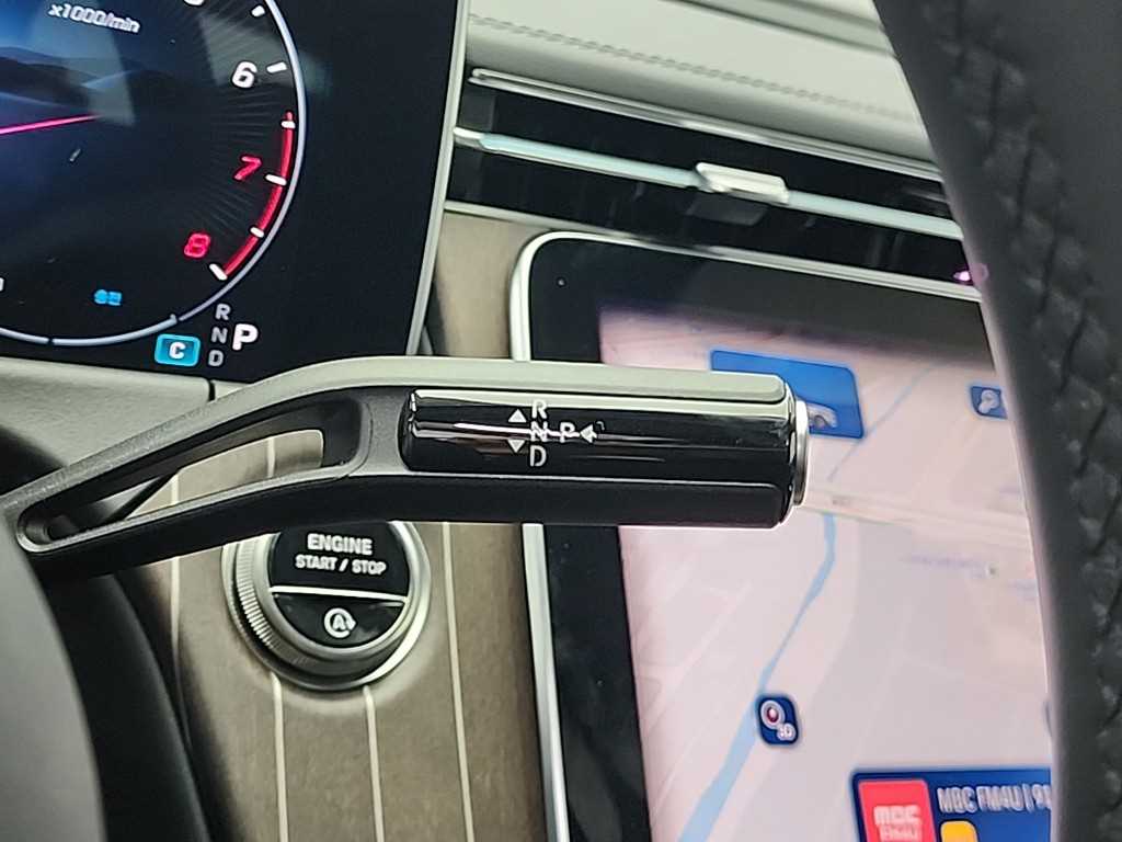 Mercedes Benz E class - Vista 8