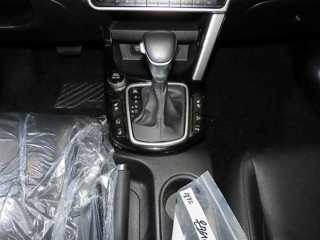 KIA Seltos - Vista 12