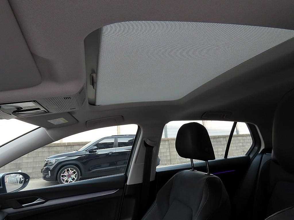 Volkswagen Golf 2025 - Importación desde Corea - HF Imports Iquique - Foto 17