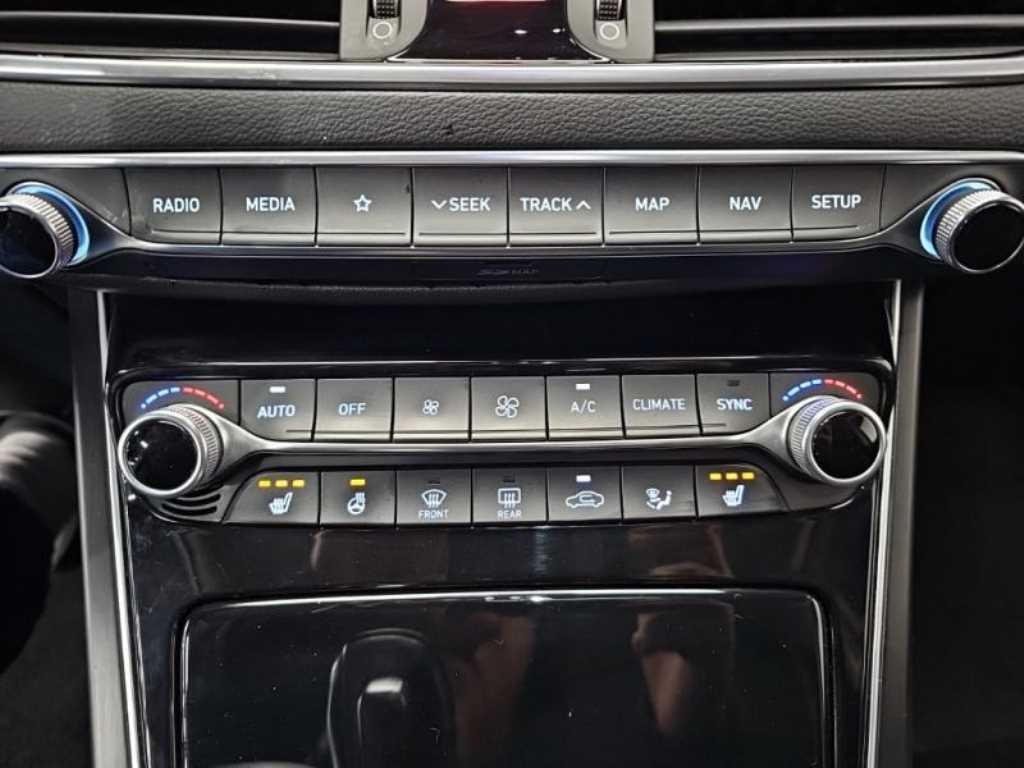 HYUNDAI Grandeur - Vista 11