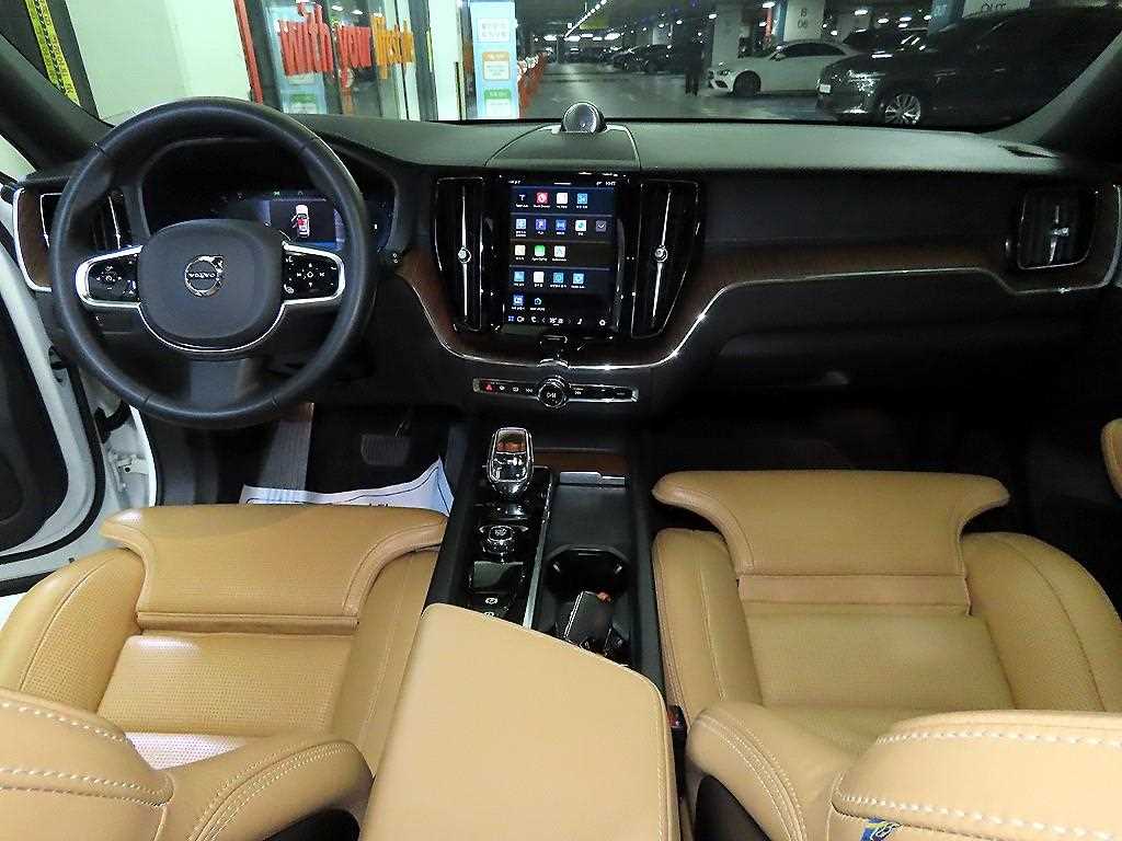 Volvo XC60 - Vista 10