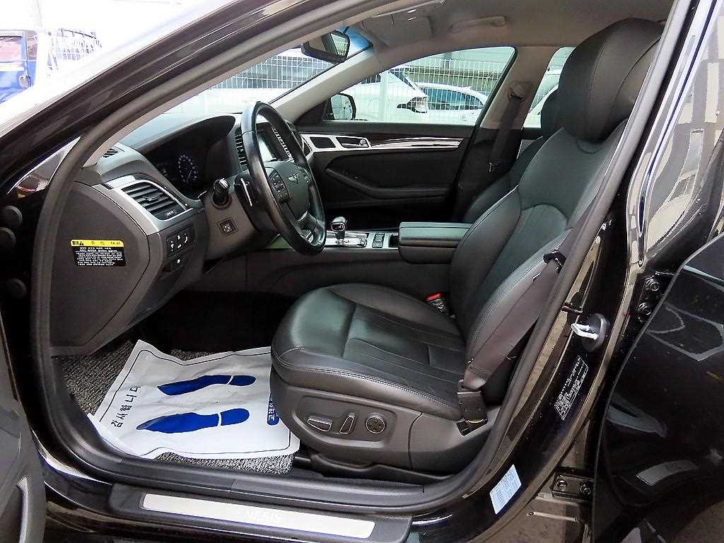 Genesis G80 - Vista 5