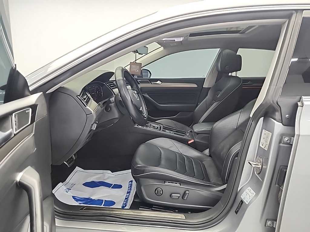 Volkswagen Arteon - Vista 11