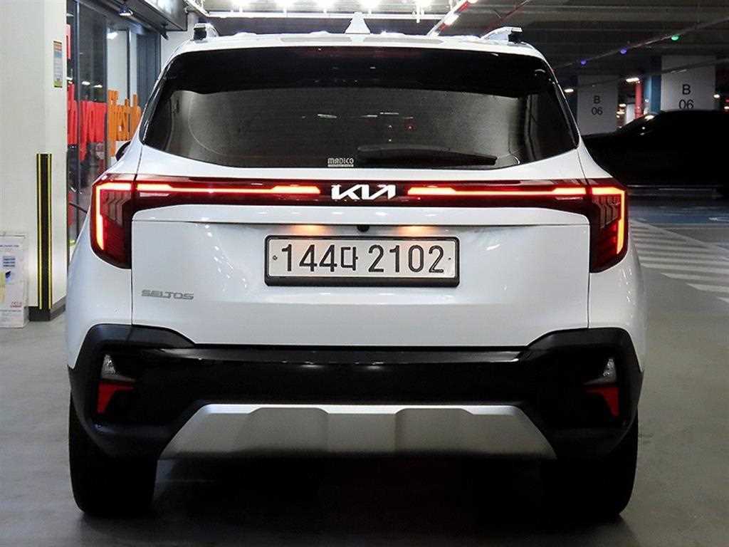 KIA Seltos - Vista 5